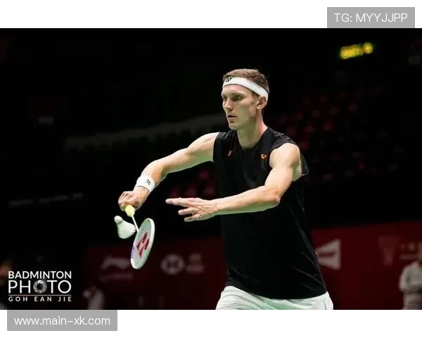 安赛龙怒摔球拍：裁判判罚再成焦点